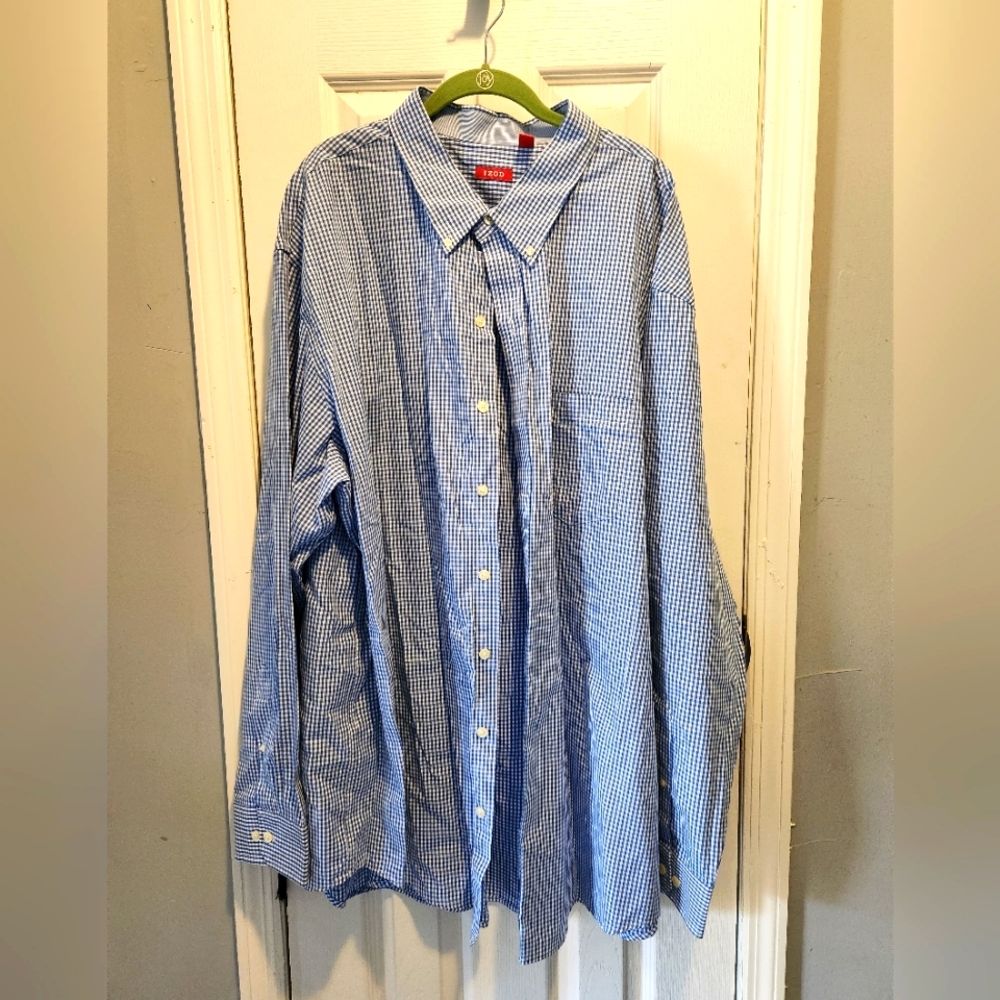 Izod long sleeve button up shirt